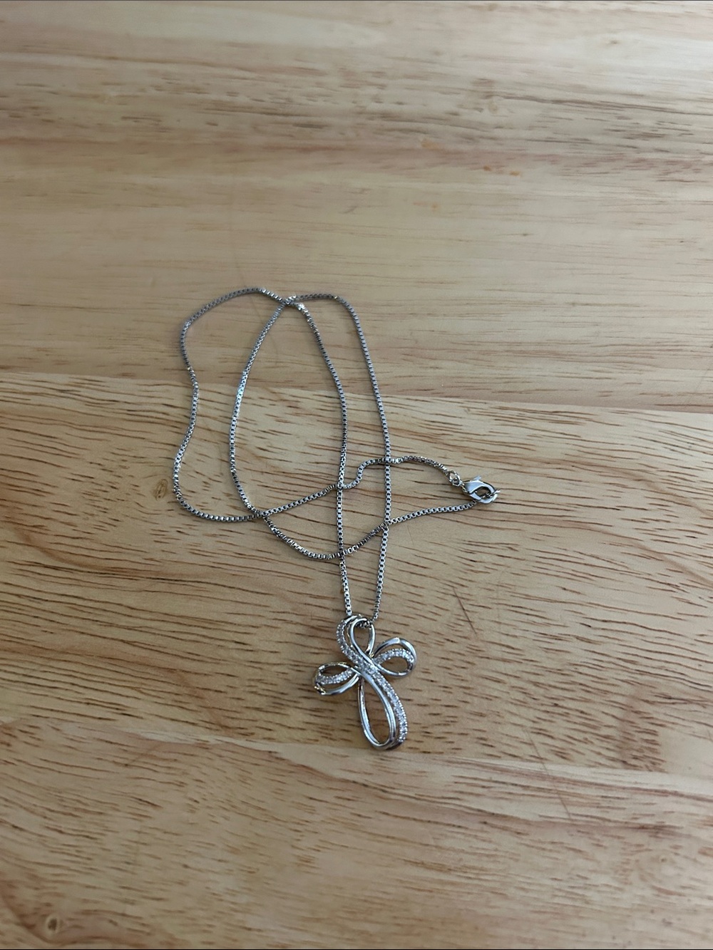 Silver Cross Pendant Necklace - Elegant Women's Jewelry